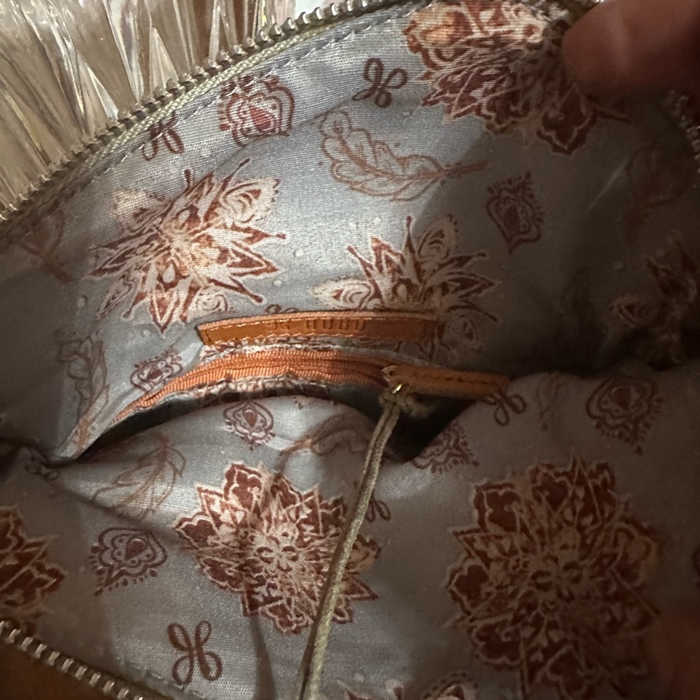 🌺 HOBO Crossbody bag, Wristlet Wallet 💕 - Picture 4 of 9